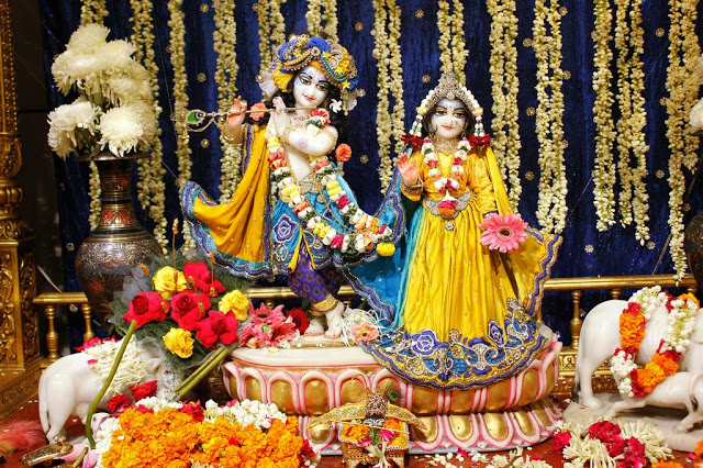 Radha krishna images with quotes